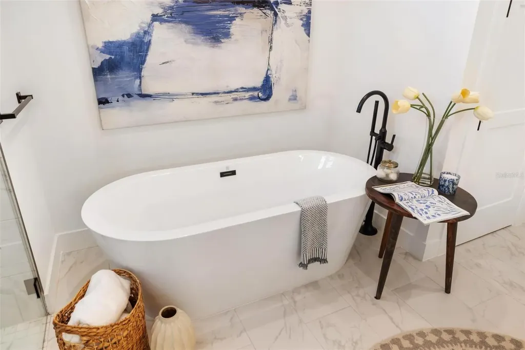 226 Garden Lane Sarasota FL 34242