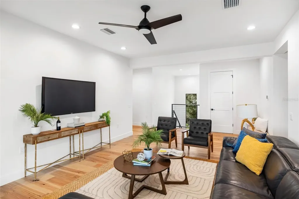226 Garden Lane Sarasota FL 34242
