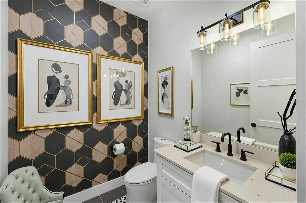 226 Garden Lane Sarasota FL 34242