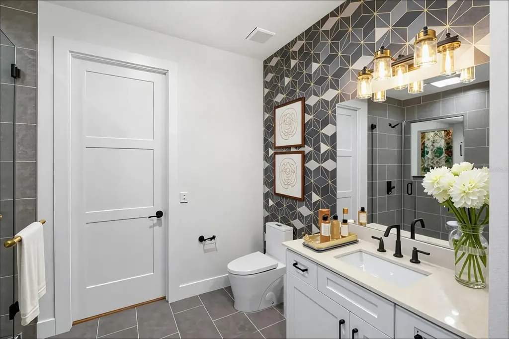 226 Garden Lane Sarasota FL 34242