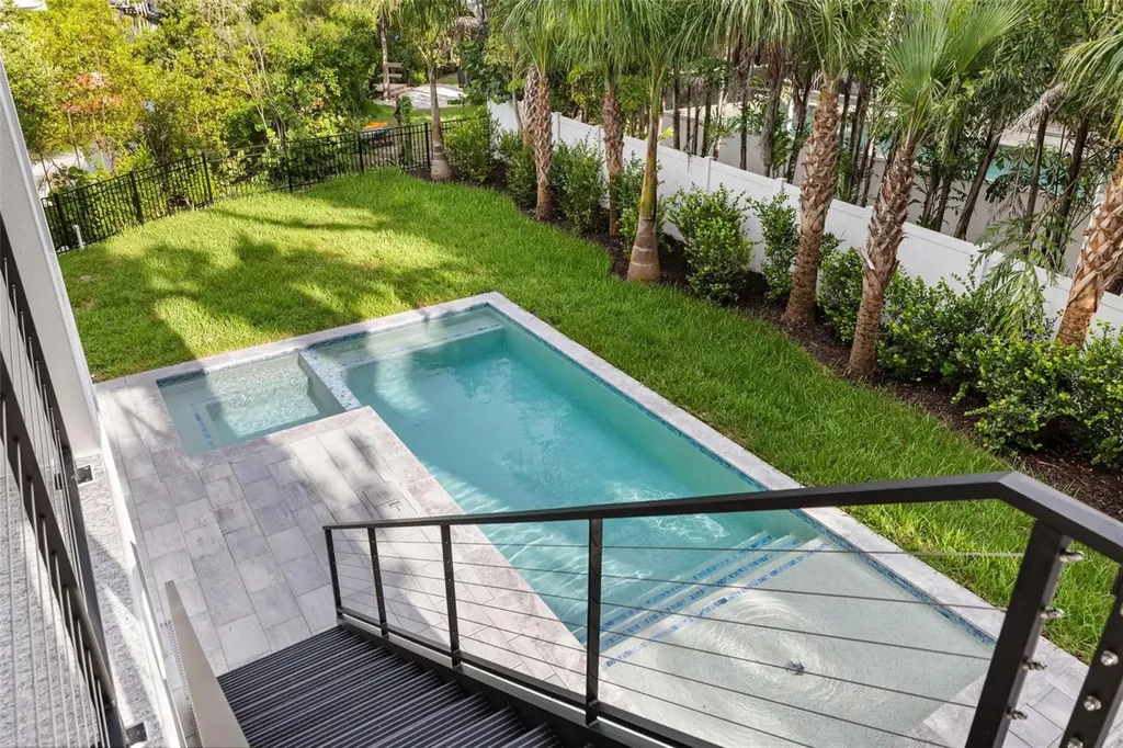 226 Garden Lane Sarasota FL 34242
