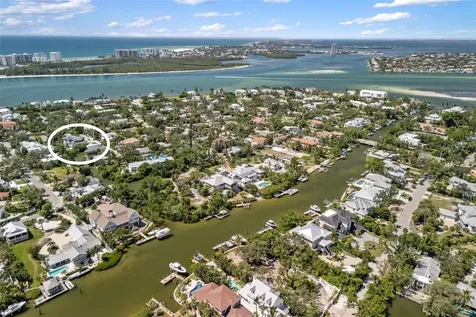 226 Garden Lane Sarasota FL 34242