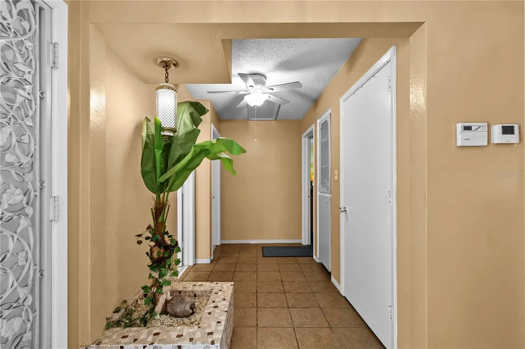 2670 Pinellas Point Drive S St Petersburg FL 33712