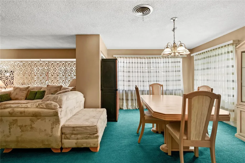 2670 Pinellas Point Drive S St Petersburg FL 33712