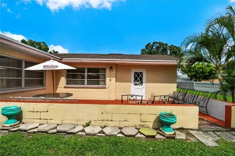 2670 Pinellas Point Drive S St Petersburg FL 33712