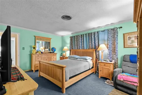 2670 Pinellas Point Drive S St Petersburg FL 33712