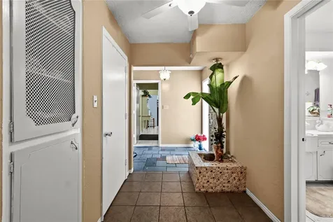 2670 Pinellas Point Drive S St Petersburg FL 33712