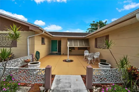 2670 Pinellas Point Drive S St Petersburg FL 33712