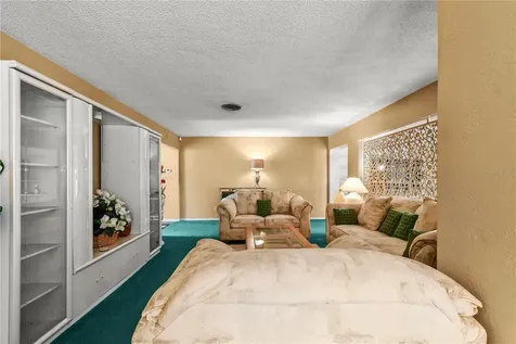 2670 Pinellas Point Drive S St Petersburg FL 33712