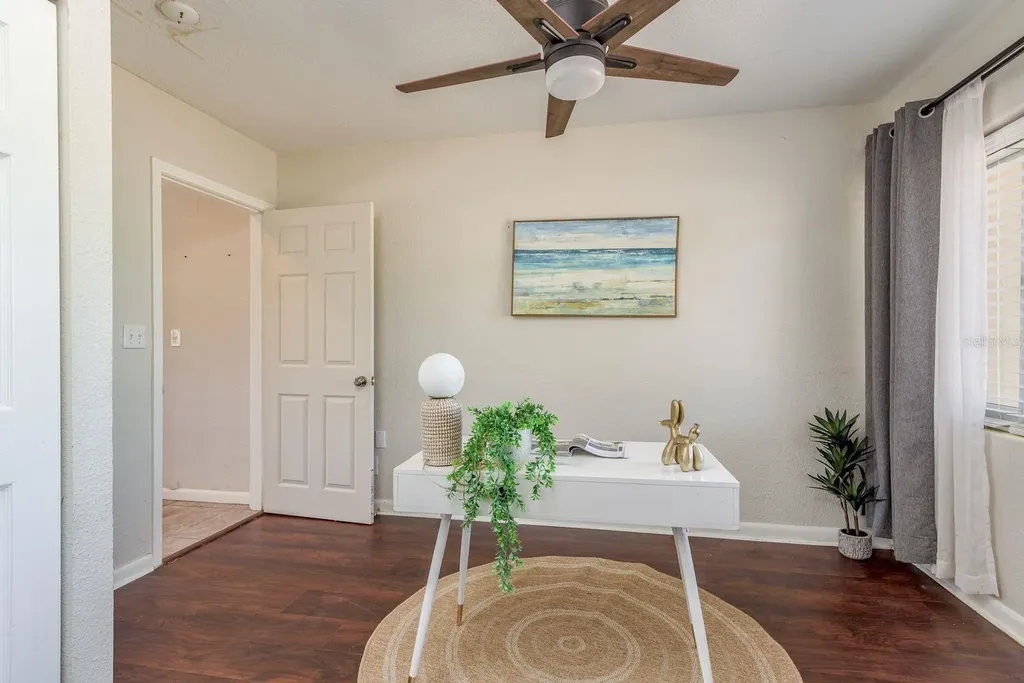 1221 Woodlawn Street Clearwater FL 33756