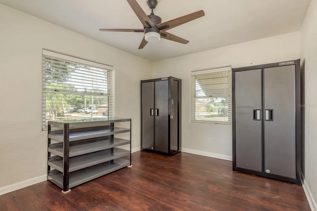 1221 Woodlawn Street Clearwater FL 33756