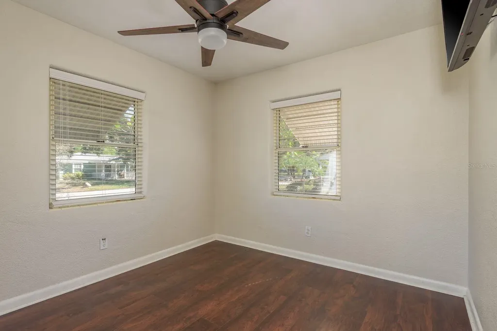 1221 Woodlawn Street Clearwater FL 33756