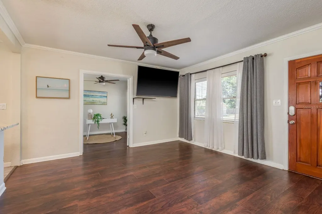 1221 Woodlawn Street Clearwater FL 33756