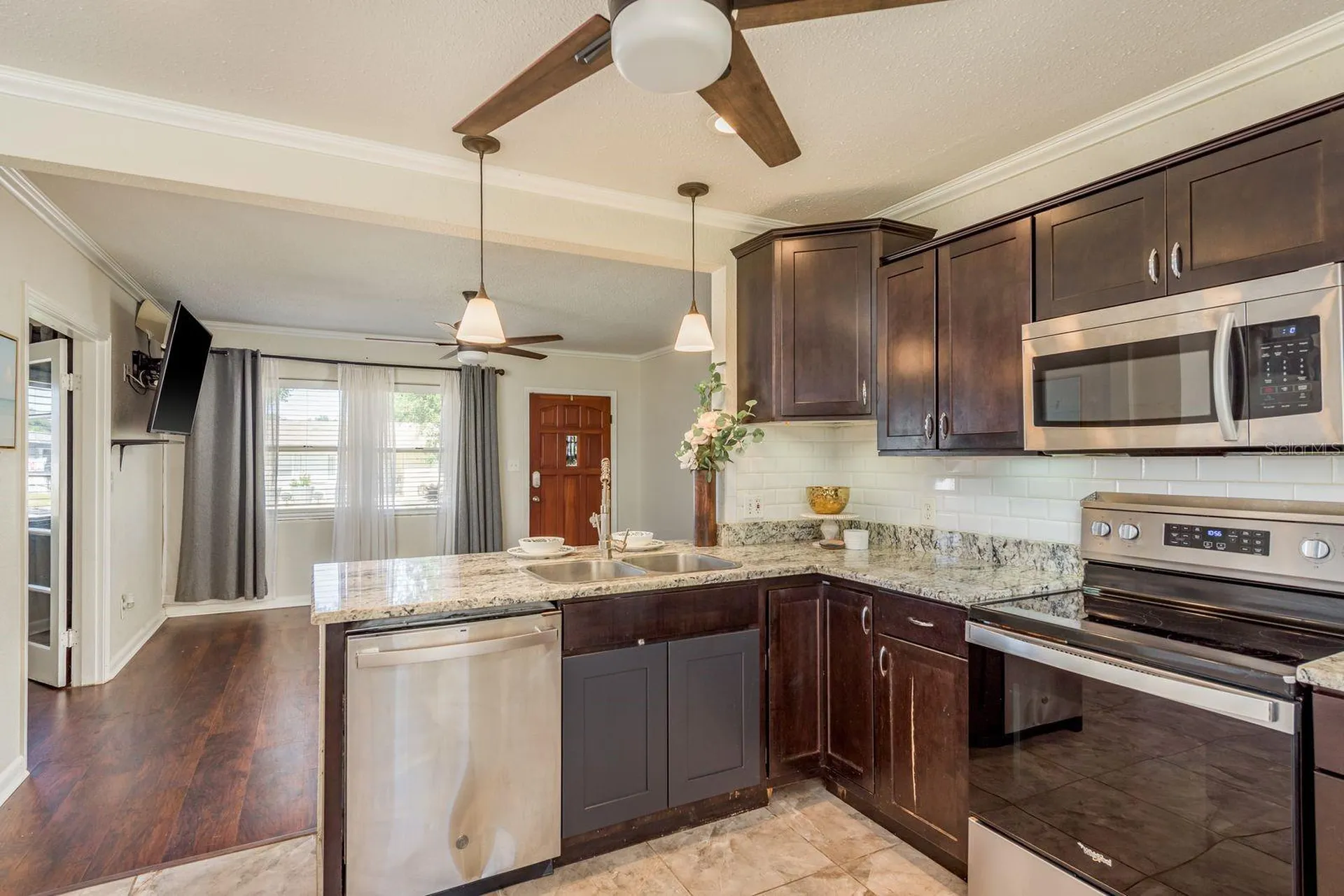 1221 Woodlawn Street Clearwater FL 33756