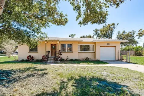 1221 Woodlawn Street Clearwater FL 33756