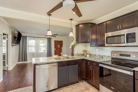 1221 Woodlawn Street Clearwater FL 33756