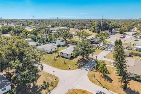 1221 Woodlawn Street Clearwater FL 33756