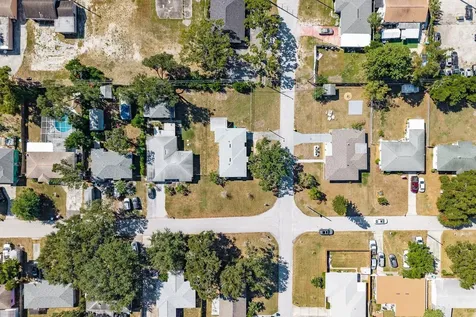 1221 Woodlawn Street Clearwater FL 33756