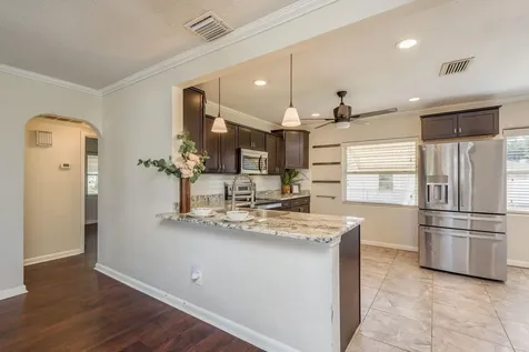 1221 Woodlawn Street Clearwater FL 33756