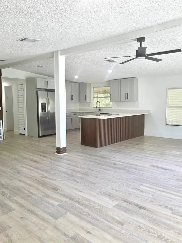 16909 Bay Avenue Montverde FL 34756