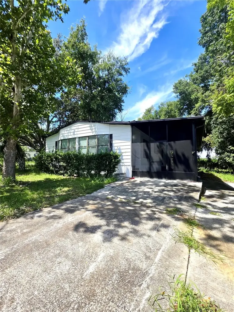 16909 Bay Avenue Montverde FL 34756