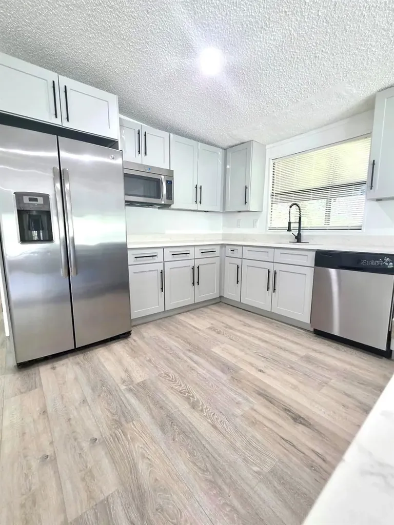 16909 Bay Avenue Montverde FL 34756