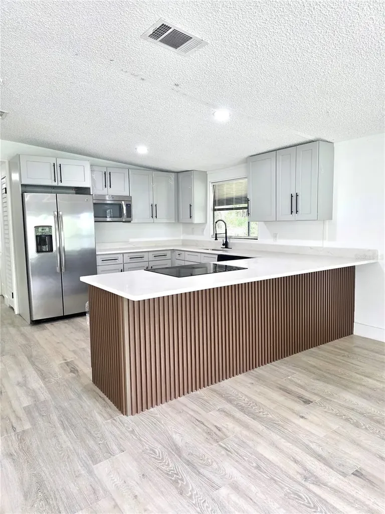 16909 Bay Avenue Montverde FL 34756