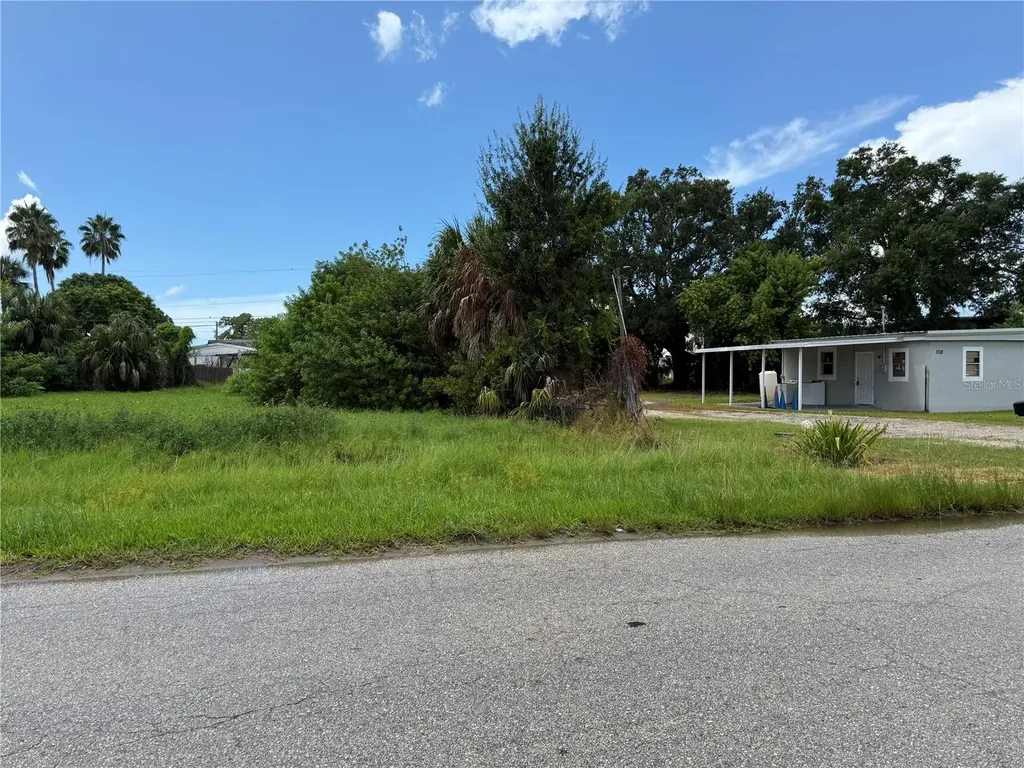 1ST Street NE Ruskin FL 33570