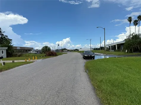 1ST Street NE Ruskin FL 33570