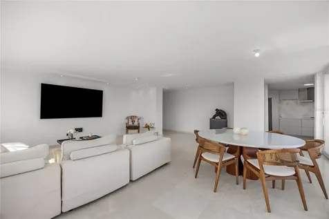 225 Road No 2, Villa Caparra Plaza Guaynabo PR 00966