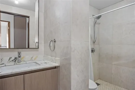 225 Road No 2, Villa Caparra Plaza Guaynabo PR 00966