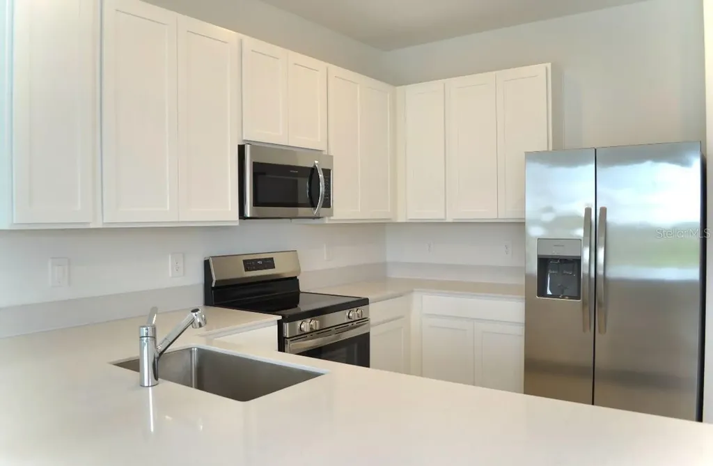 2947 Savoir Avenue Davenport FL 33837