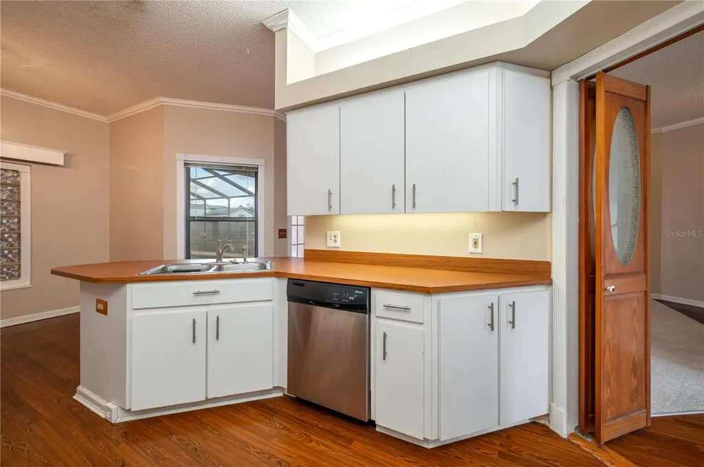 8526 Cherry Hill Drive Lakeland FL 33810
