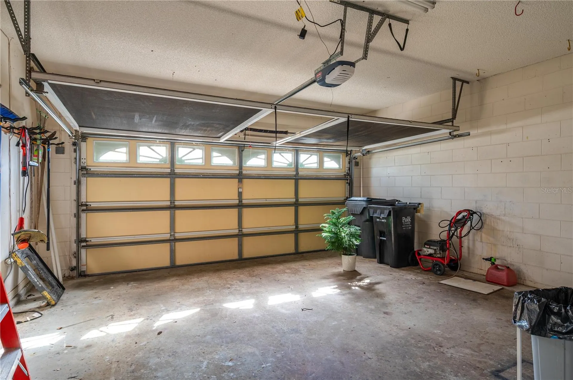 8526 Cherry Hill Drive Lakeland FL 33810