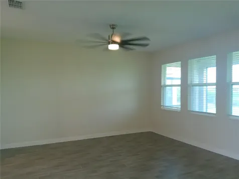 1146 Trappers Trail Loop Davenport FL 33896