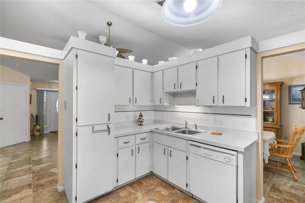 1003 Woodward Oaks Circle Eustis FL 32726