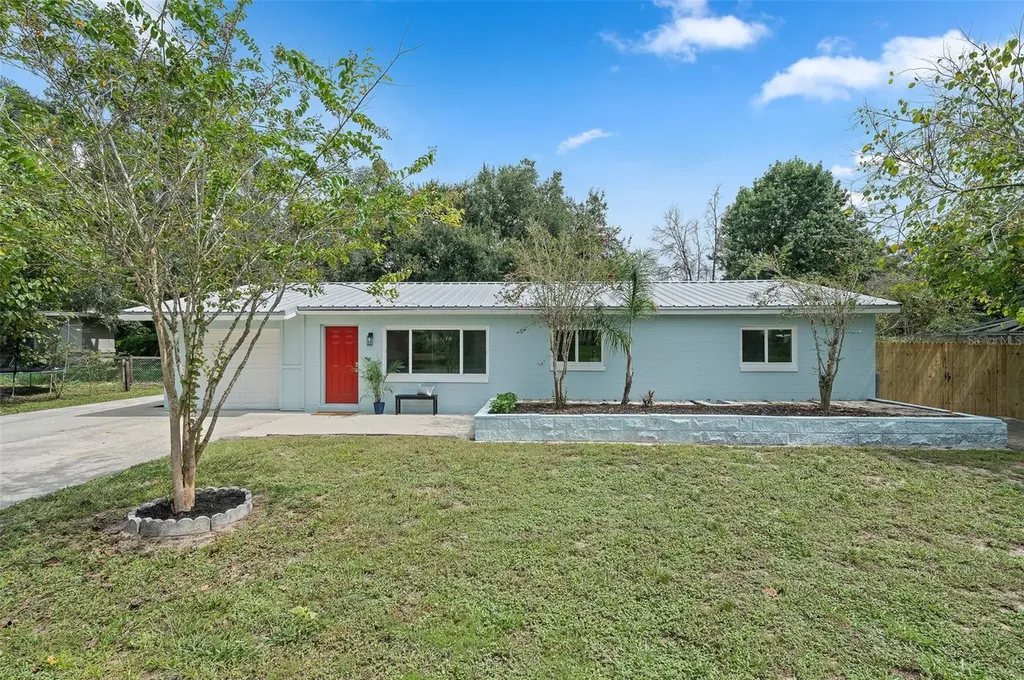5028 Cardinal Drive Dade City FL 33523