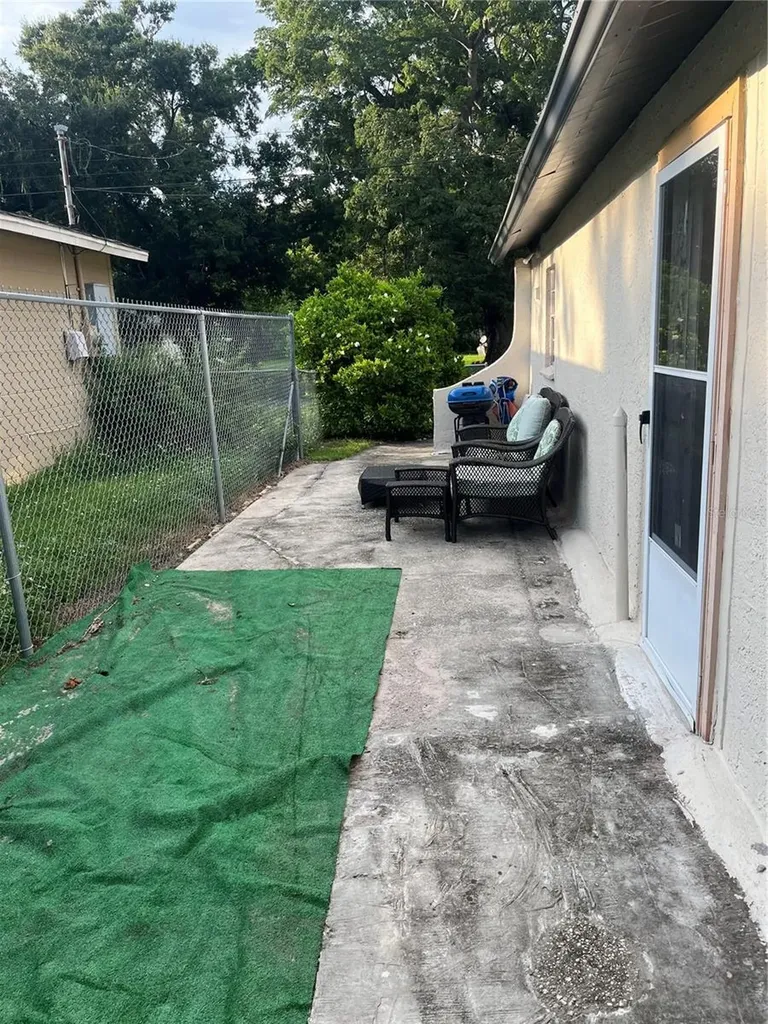 3009 E 25th Avenue Tampa FL 33605