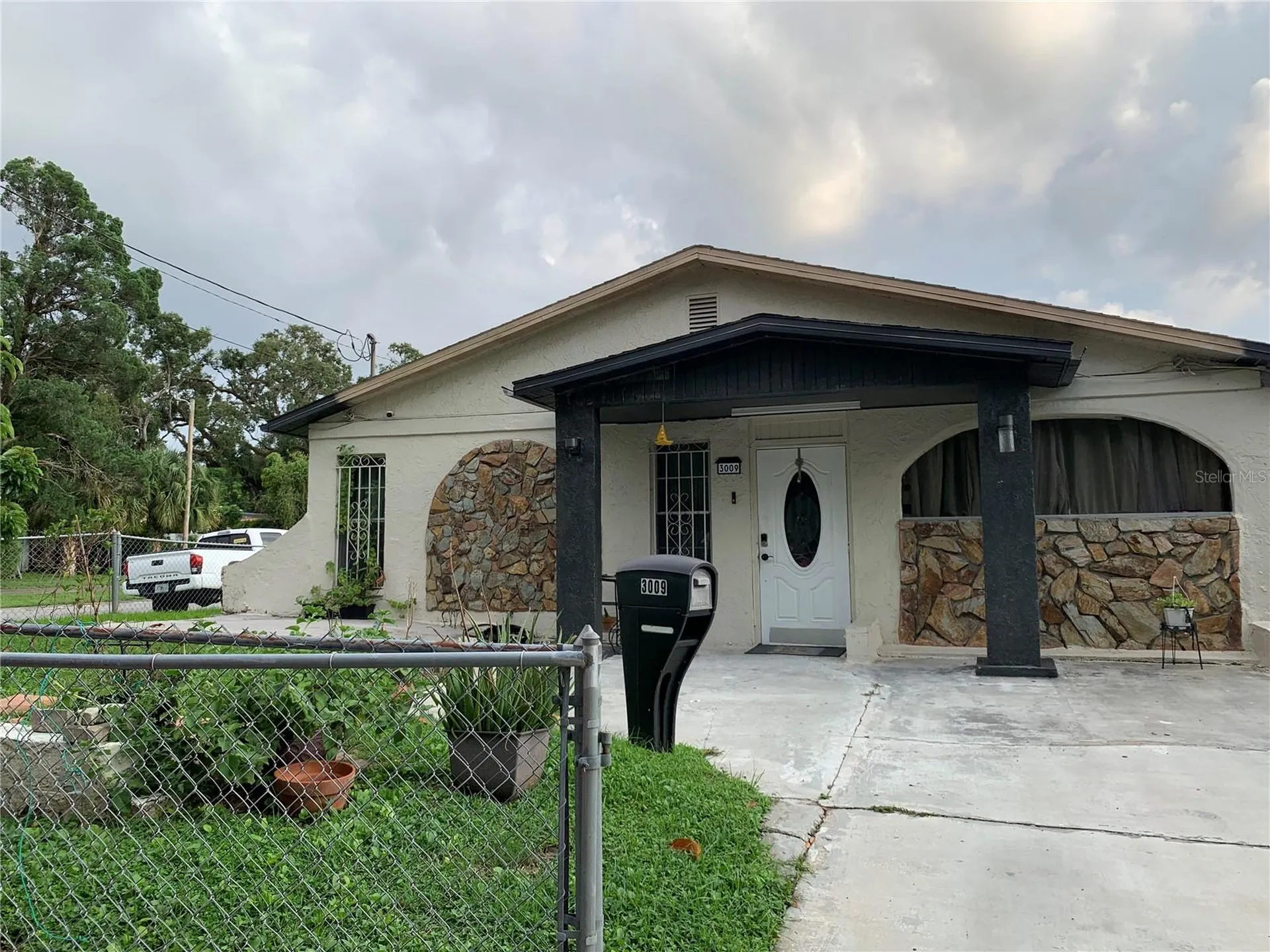 3009 E 25th Avenue Tampa FL 33605