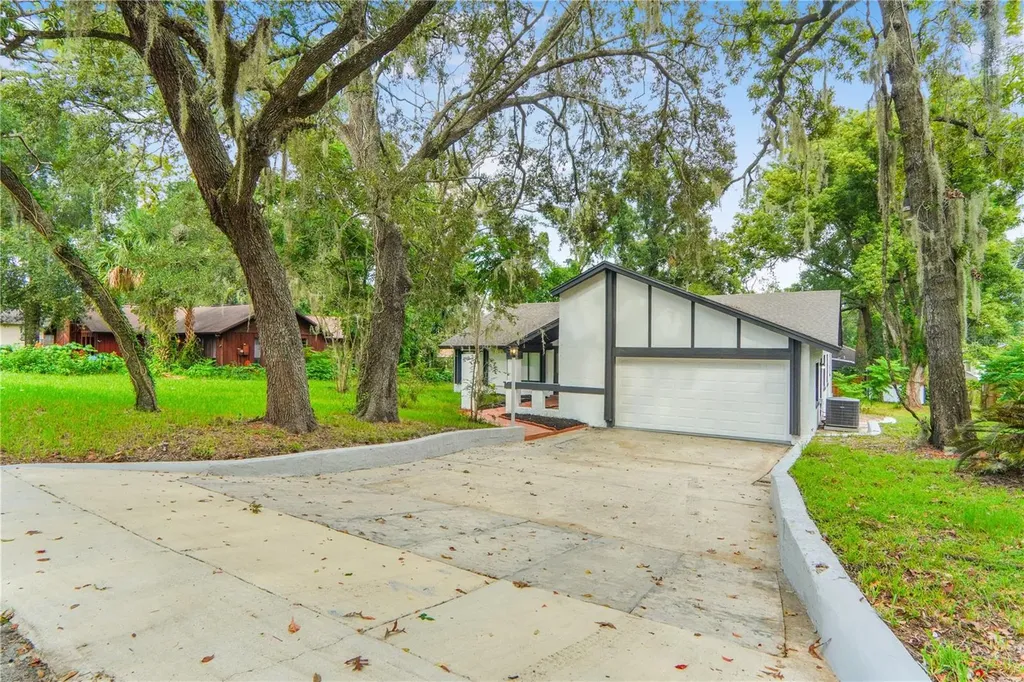 495 Howard Avenue Longwood FL 32750