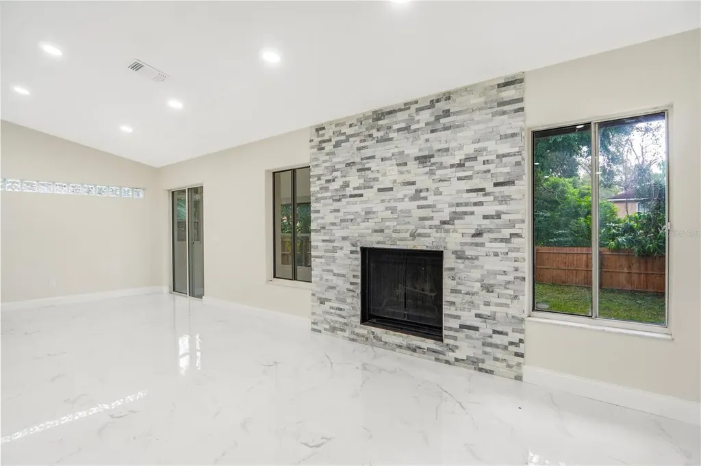 495 Howard Avenue Longwood FL 32750