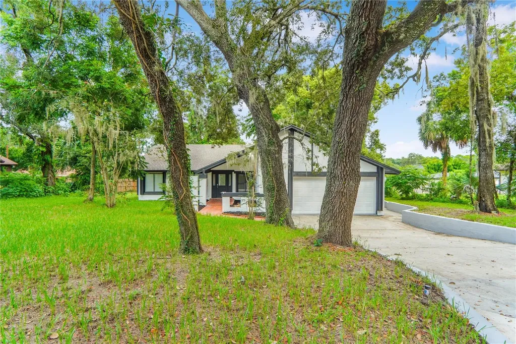 495 Howard Avenue Longwood FL 32750