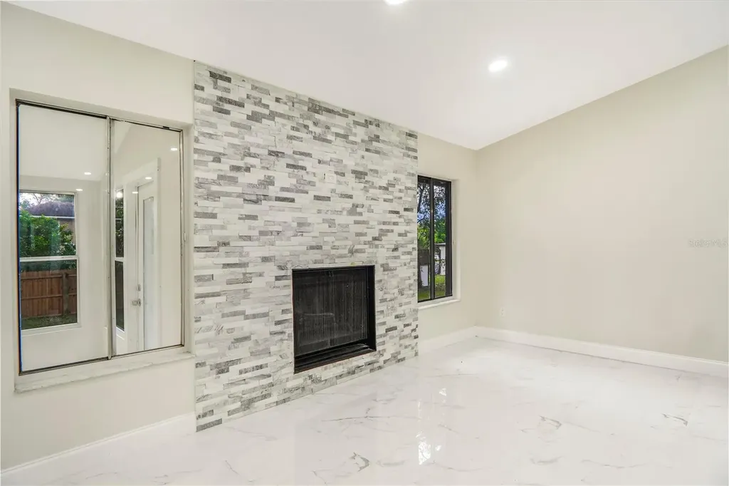 495 Howard Avenue Longwood FL 32750