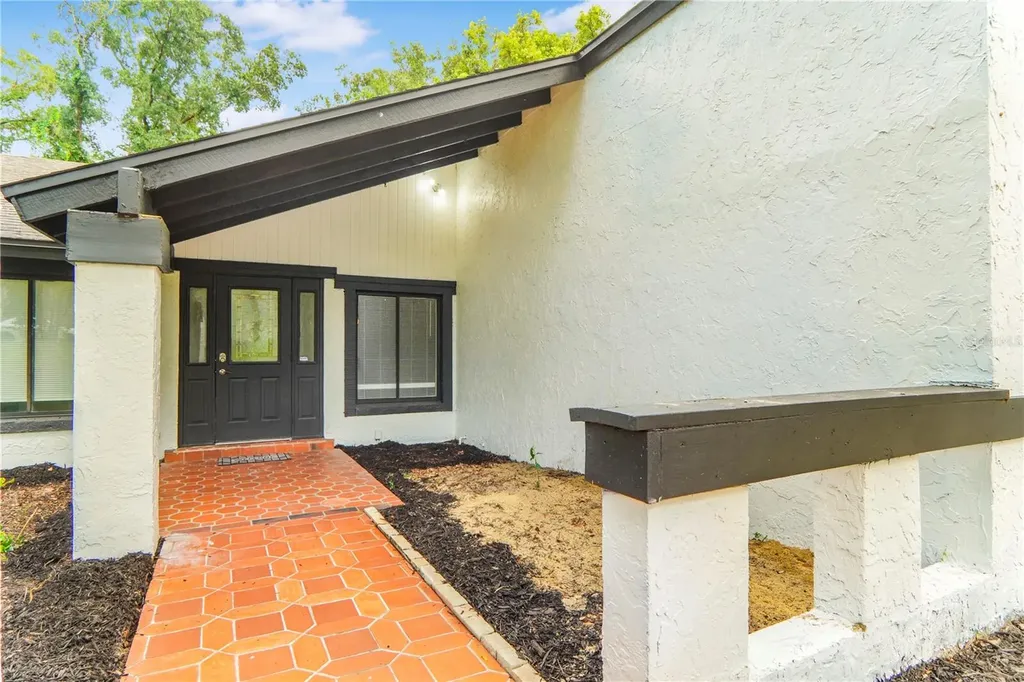 495 Howard Avenue Longwood FL 32750