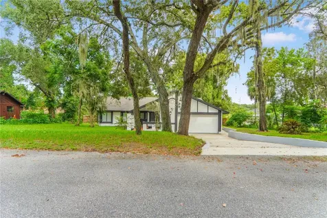 495 Howard Avenue Longwood FL 32750