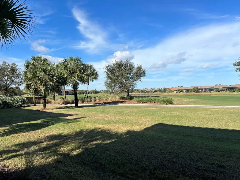 13737 Messina Loop Bradenton FL 34211