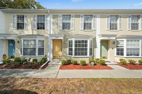 37240 Embassy Park Lane Dade City FL 33525