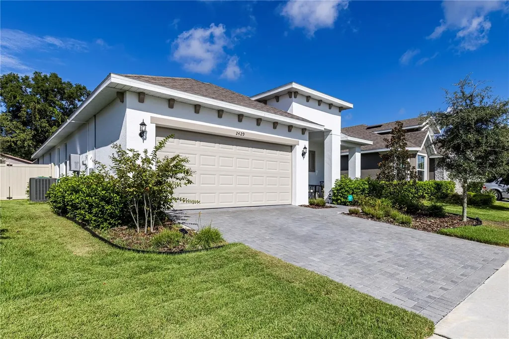 2429 Sirena Lane Mount Dora FL 32757