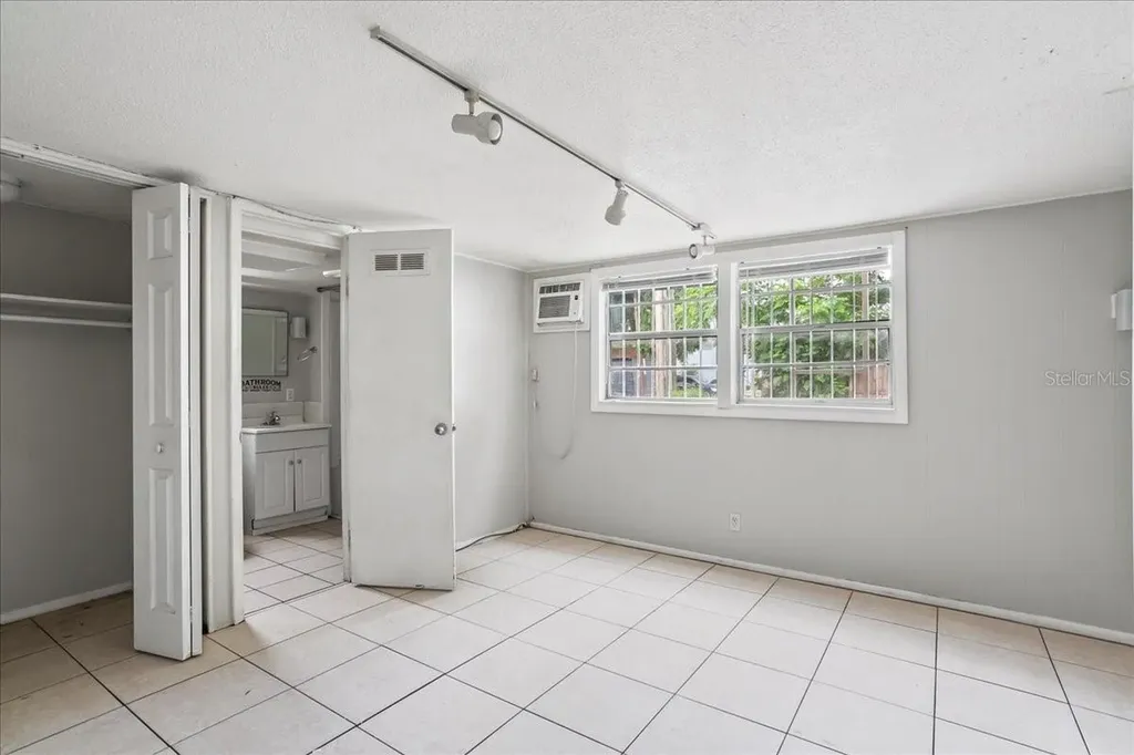 724 W Central Avenue Winter Haven FL 33880
