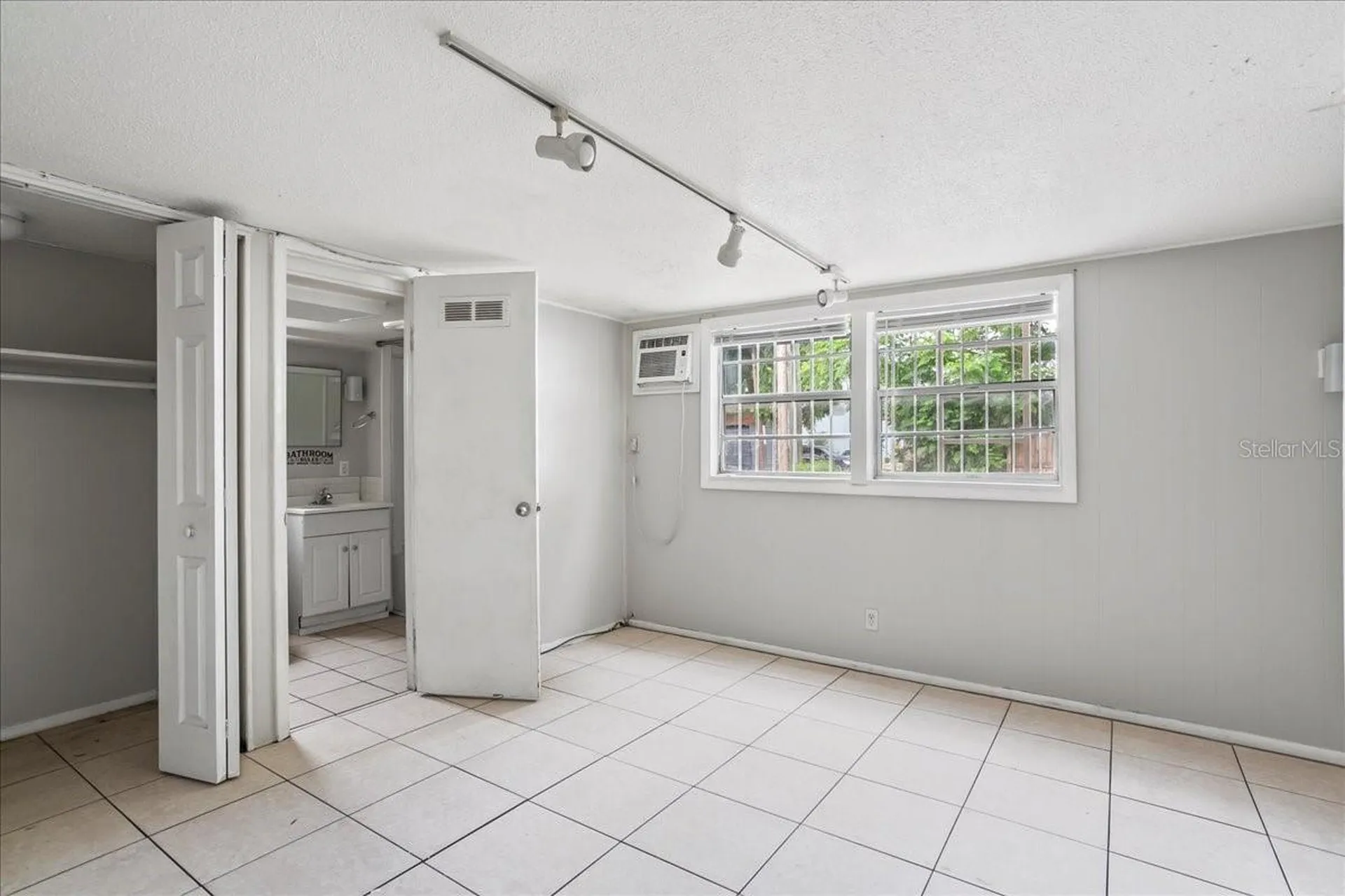 724 W Central Avenue Winter Haven FL 33880